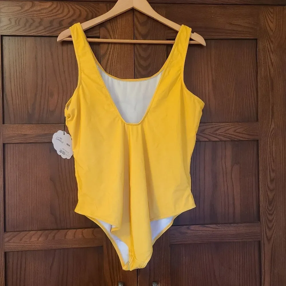 The Simpsons x ASOS Design Lisa Simpson One Piece Swimsuit Size 18 NWT
